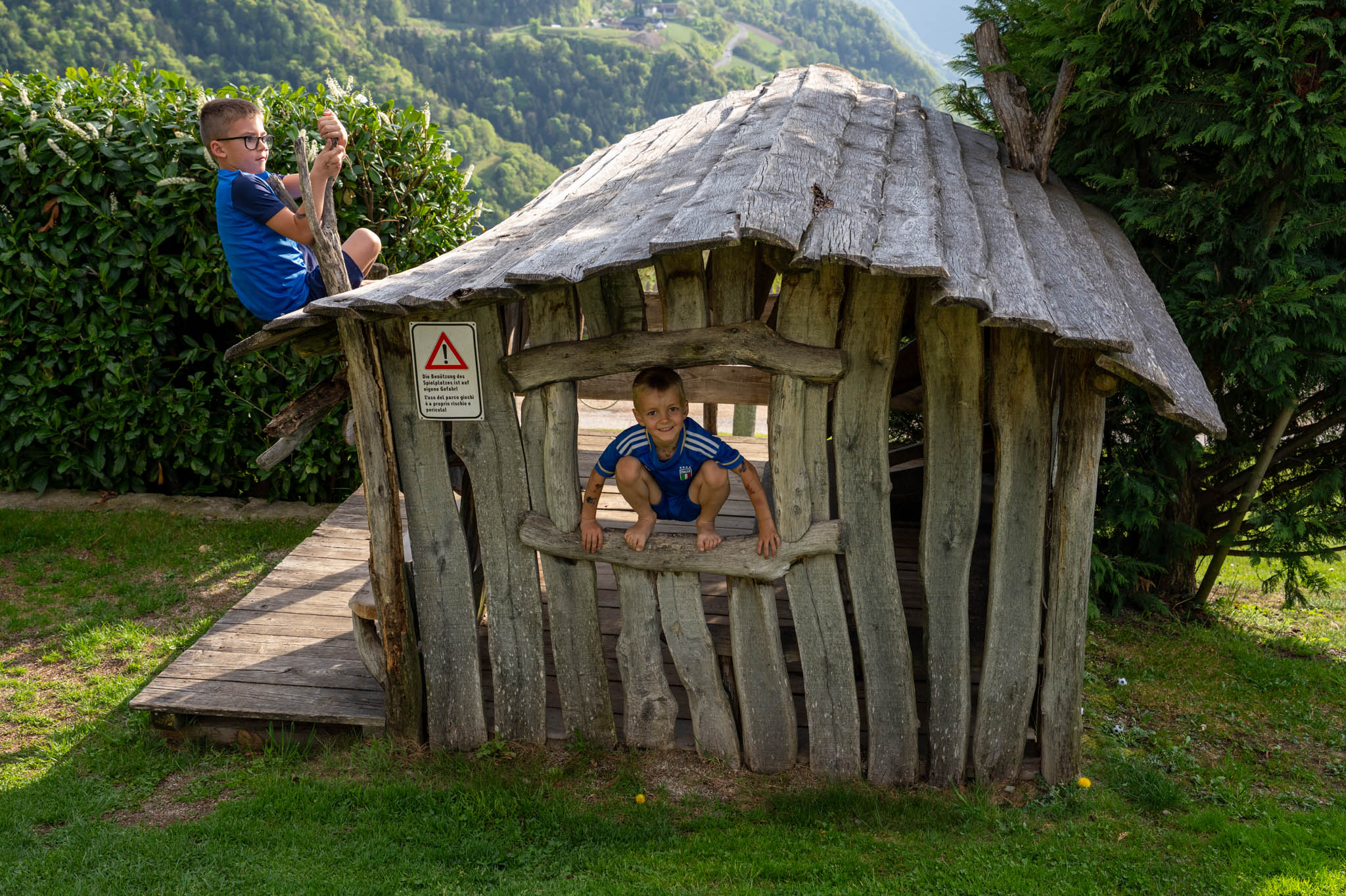 Spielhütte